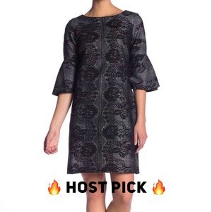 GABBY SKYE Bonded Lace Bell Sleeve